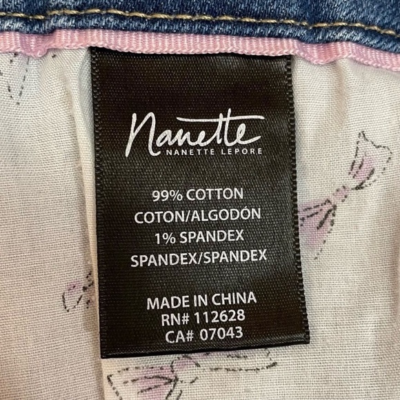 NANETTE LEPORE Hamilton Mid Rise Skinny Crop Blue Jeans Pearl Embellished Size 2 - Picture 5 of 5